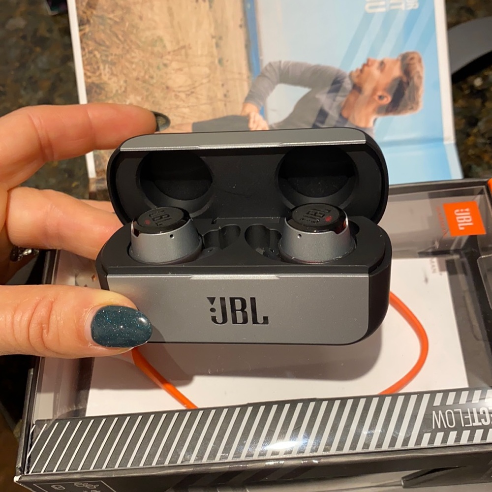 JBL REFLECT FLOW HEADPHONES